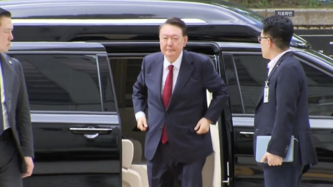  윤 전 대통령, 내란 재판 7회 연속 불출석...궐석 재판