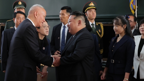 김정은 방중에 딸 주애 동행 확인...북, 사진 공개