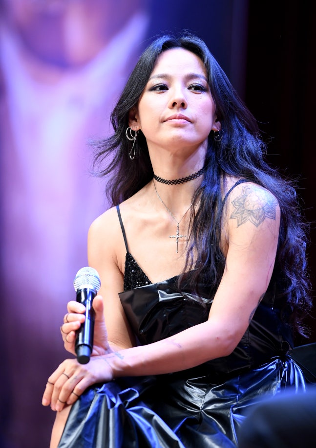 '예능 남매 의리'…유재석, 이효리 요가원 오픈에 "원장님 번창하세요"