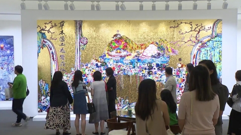 가을 미술 축제 시작…불황에도 애호가들 설렌다