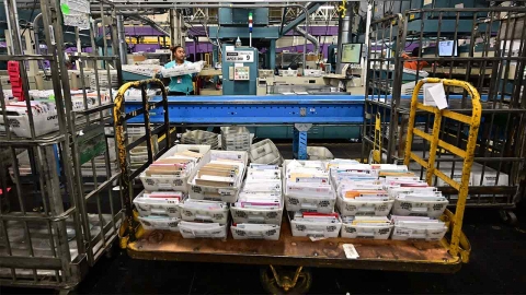 소액 소포 관세 부과에 미국행 우편량 81% 감소