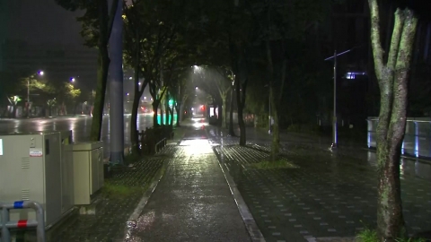 전북 군산 시간당 152.2mm…"올해 가장 강한 비"