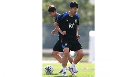 미국전 '원톱' 손흥민 선제골·이동경 추가골...한국 2 : 0 미국 [전반전 종료]