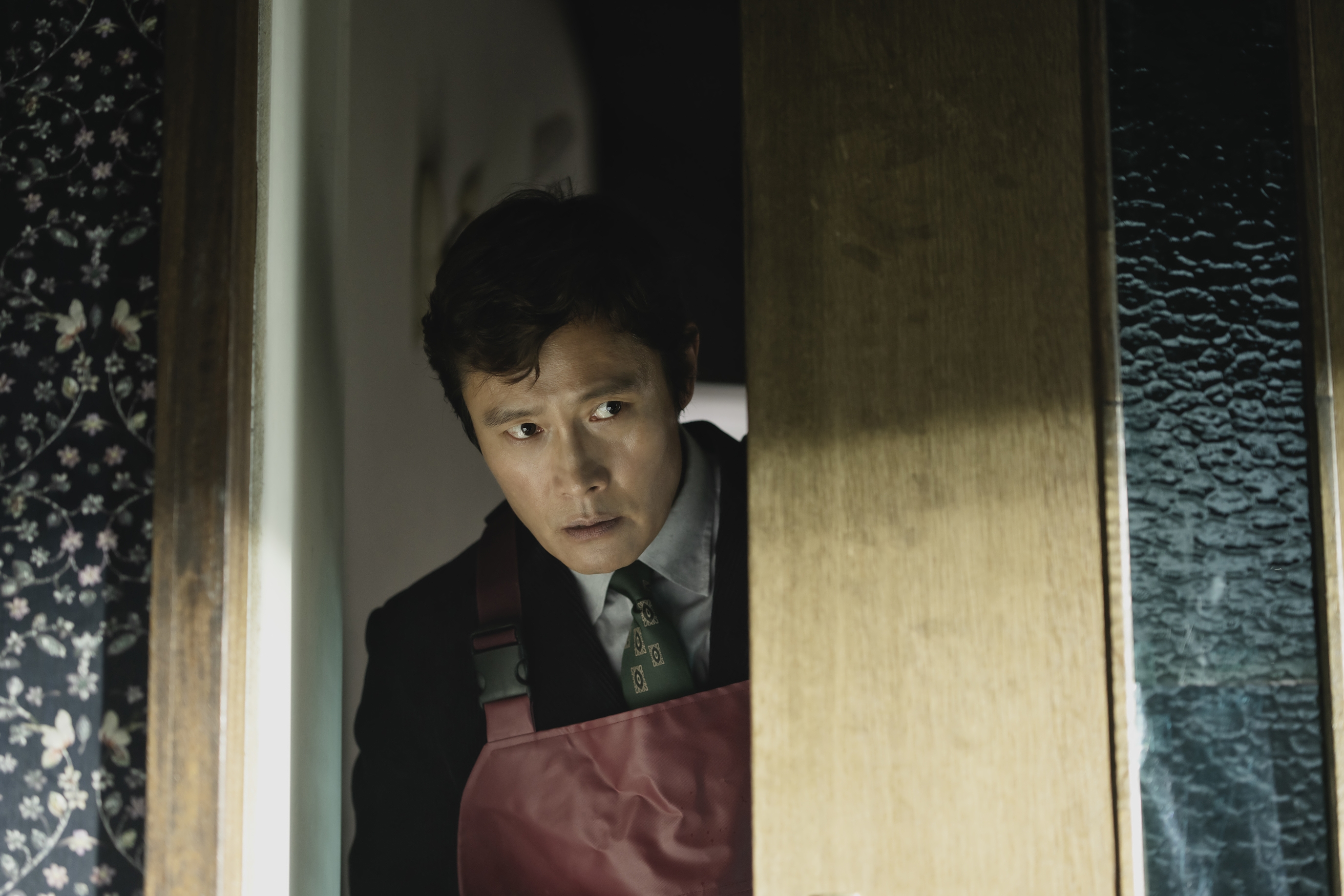 '어쩔수가없다' 전 세계 200여 개국 선판매, 개봉 전 손익분기점 넘었다
