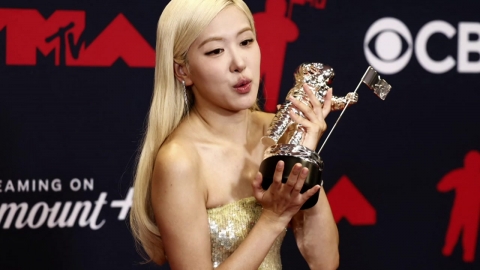K팝 역사 새로 쓴 로제...미 MTV '올해의 노래' 수상
