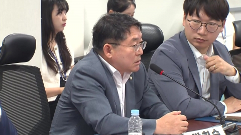 "내란재판부, 윤 총칼 계엄과 똑같다"…민주 첫 공개 비판