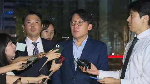 '공천개입 의혹' 김상민 전 검사, 특검 조사 후 귀가