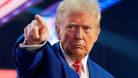 트럼프, '외설 편지' 보도 NYT에 14조 원 소송 위협