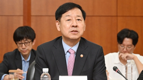  구윤철 "주식양도세 대주주 기준 50억 유지할 것"