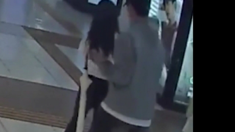 뒤에서 지갑 훔쳐서 스윽…경찰, 야간 지하철 순찰
