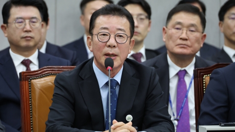  내란 특검 "홍철호 전 정무수석 피의자 조사 중"