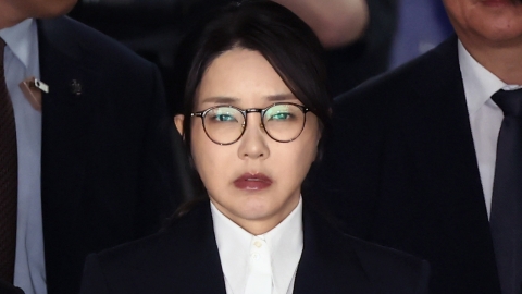 김건희 첫 재판 촬영 허가...피고인석 전 영부인 공개 전망