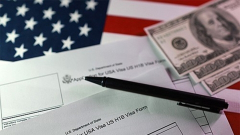 "미국 '비자 수수료 폭탄', 각국 '인재 모시기' 기회로"