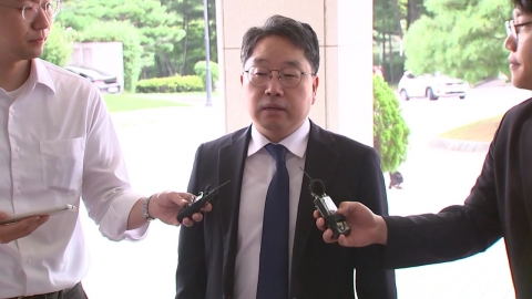  검찰총장 대행 "헌법에 검찰 지우는 것 개혁 오점"