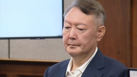 윤, 보석 심문에 적극…"1.8평 생존 힘들어"
