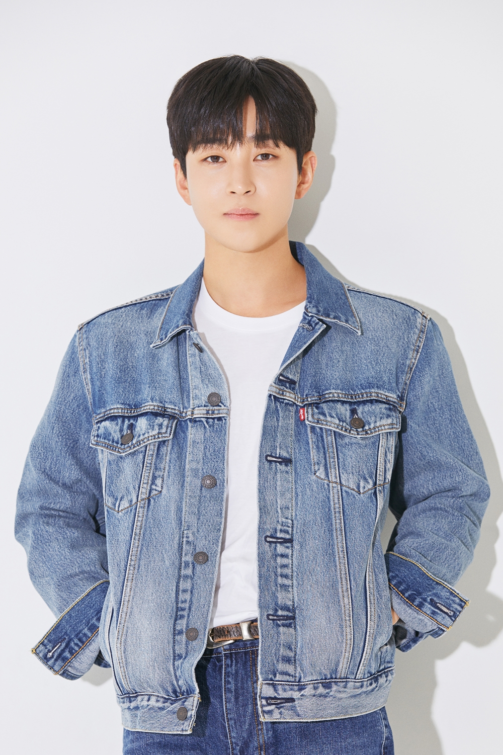 [Y터뷰] 딘딘 “‘워크맨’ 직설 발언 인기? 일희일비하지 않는다”