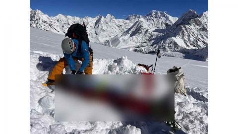 네팔 한국인 40대 등산객 사망...시신 수습