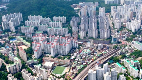 서울 아파트값 다시 들썩…추석 연휴 이후 추가 규제 꺼내나