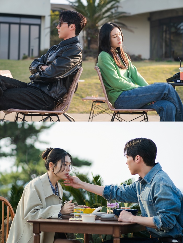장기용·안은진, 데이트 포착?…'키스는 괜히 해서!' 설레는 투샷 공개