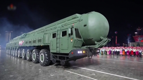 북, 열병식서 신형 ICBM '화성-20형' 공개…핵 무력 과시