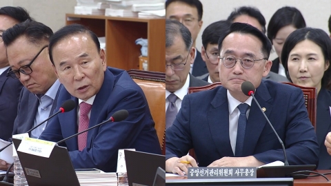 선관위원장 이석에 공수 교대…'중국인 투표권' 진실공방