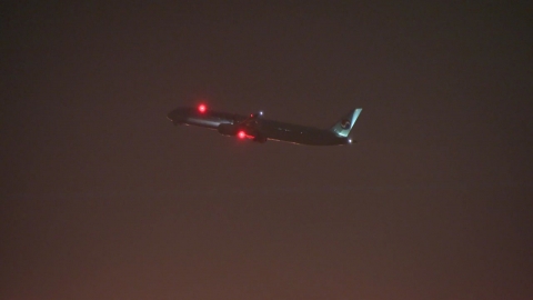  구금 한국인 송환할 전세기, 캄보디아 도착