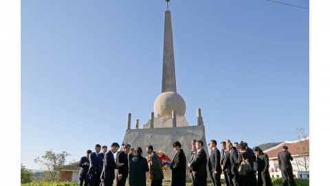 북한 주재 중국 대사관 "평양 강동군서 중국군 참전 기념탑 새로 확인"