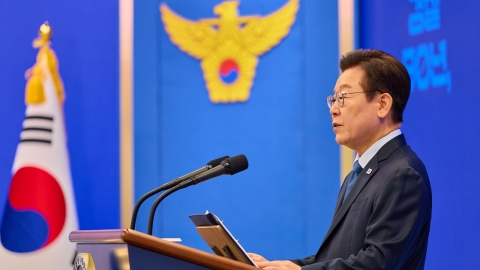 이 대통령, 경찰 권한 확대에 "유능해져야"…민주적 통제도 언급