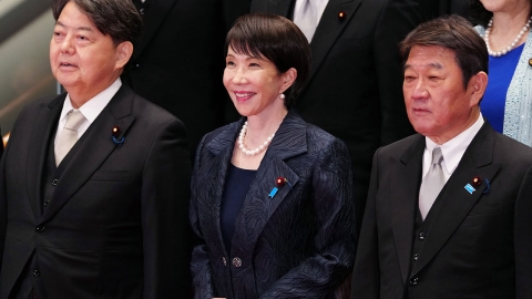 "여자 아베 다카이치=트럼프 MAGA"...극우화 가능성 주목