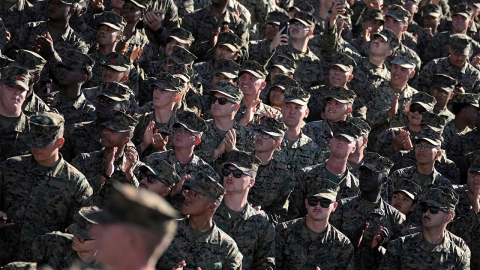 셧다운 장기화 속 트럼프 "애국자 친구가 거액 기부...군인 급여에 충당"