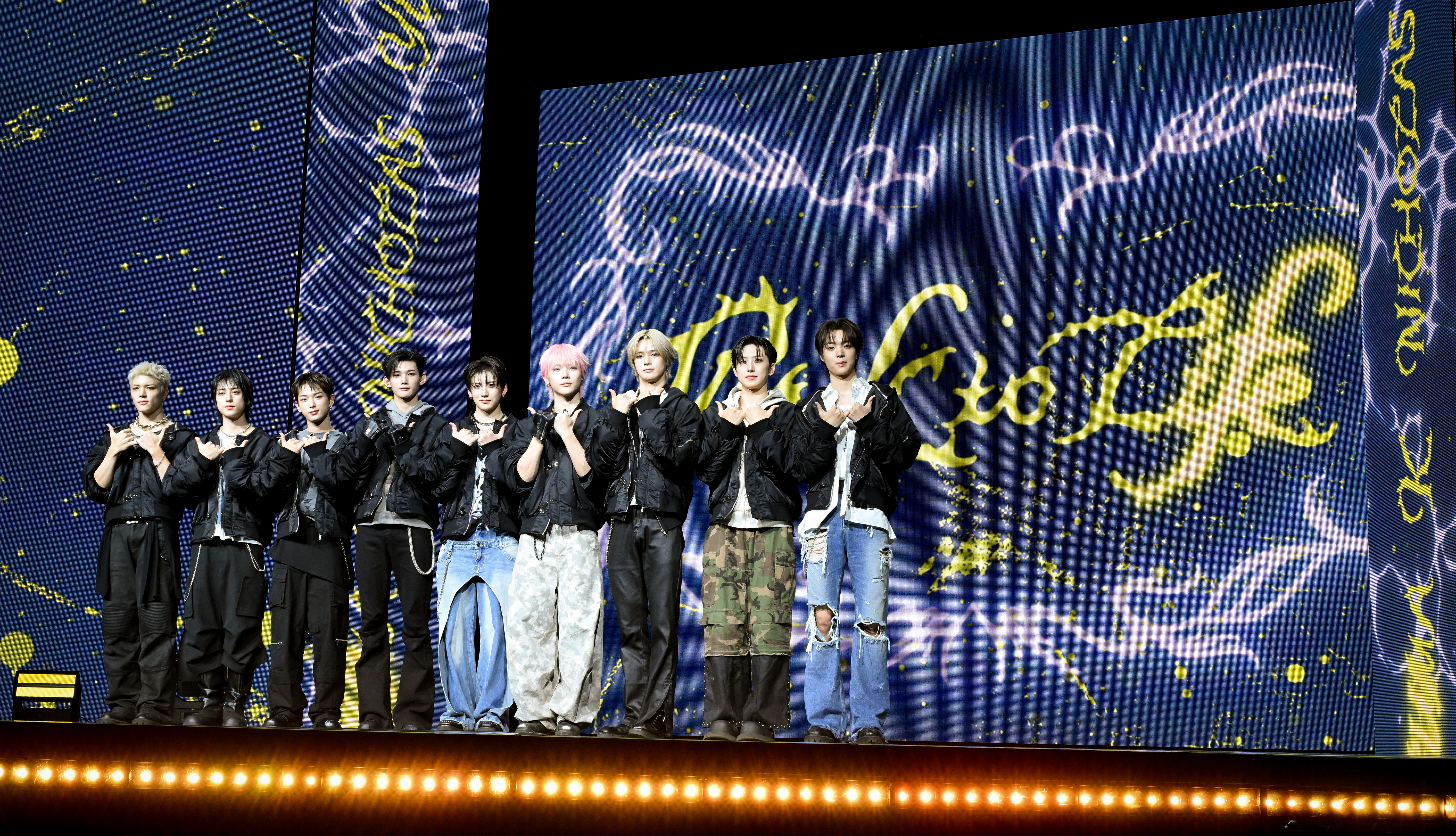 [Y현장] '일본 현지화 그룹' 앤팀 "K팝 본 무대서 도전…음악 방송 1위 할래요"