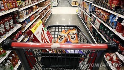 미국 소비심리 위축...소비자신뢰지수 석달 연속 하락