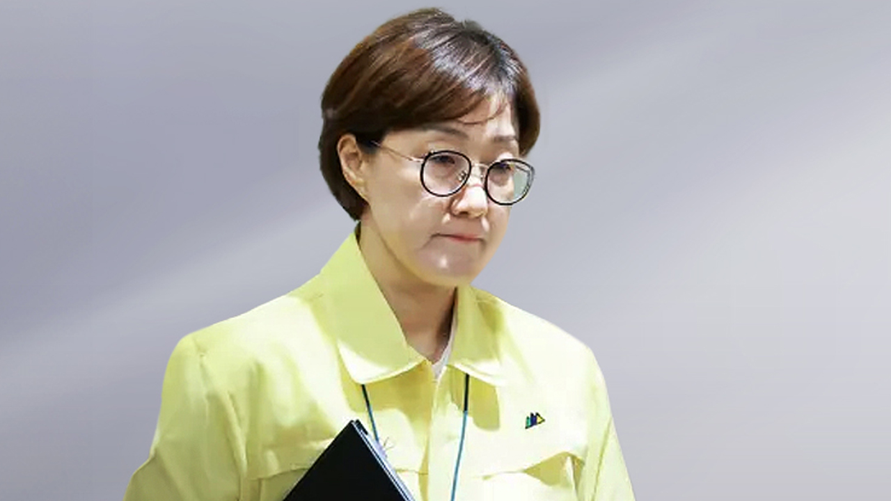 김현지 국감 증인 채택 불발..."정쟁 목적" vs "의혹 규명" 설전