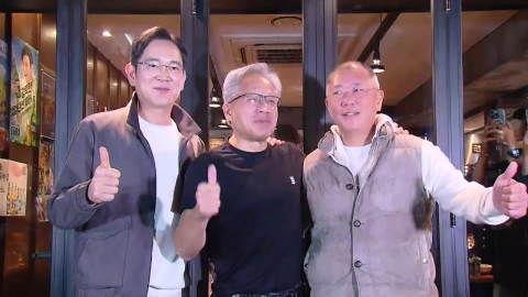 젠슨 황, 이재용·정의선과 치맥·러브샷…\'AI 깐부\' 맺었다