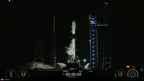  국방부 "정찰위성 5호기 발사 성공...지상국 교신"