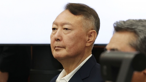  윤, 내란 재판 출석...곽종근 전 사령관 증인 신문