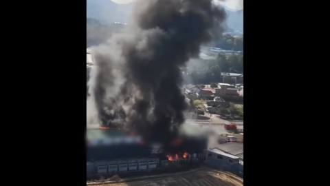 [속보] 경기 양주시 삼숭동 식자재 마트서 큰불…진화 중