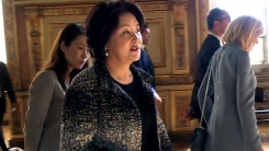 검찰 '김정숙 옷값' 재수사 요청...경찰 "간단치 않아"