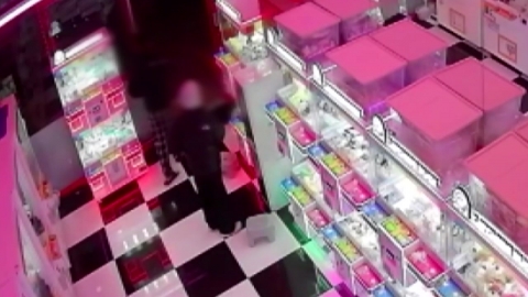 무인점포 또 \'범죄 표적\'…"15분만에 300만원 털려"