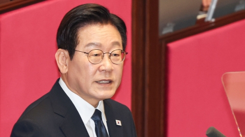 이 대통령, 728조 규모 '첫 새해 예산안' 시정연설