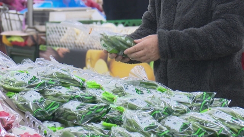 긴 추석에 '들썩'...10월 소비자물가 1년 3개월 만에 최고