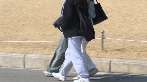 \'쉬었음\' 1년 사이 7.3만 명 증가…청년층 \'일자리 미스매치\' 심화