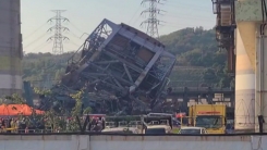 [현장영상+] "매몰된 7명 중 2명 발견...의식·호흡 모두 명료"