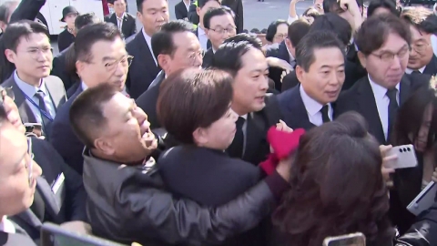 '방명록'도 못 쓴 장동혁...광주에서 거부당한 보수 지도자들  [앵커리포트]