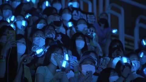 K팝 응원봉의 진화...팬덤의 언어에서 지식재산까지