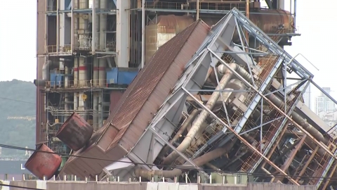 소방·중장비 철수하며 준비…2기 동시 발파 검토