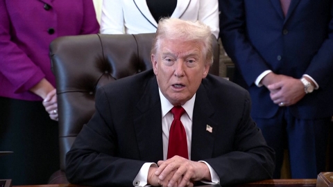 트럼프, '관세' 홍보에 총력…셧다운 종료 압박도