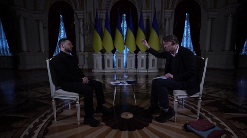 젤렌스키 인터뷰 중에도 '정전'…졸리 "인간 사파리 경악"