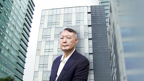 윤석열, 채 상병 특검 출석…첫 피의자 조사