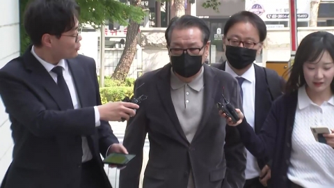 "건진, 윤 부부 정신적으로 이끌어"…브로커 법정 증언